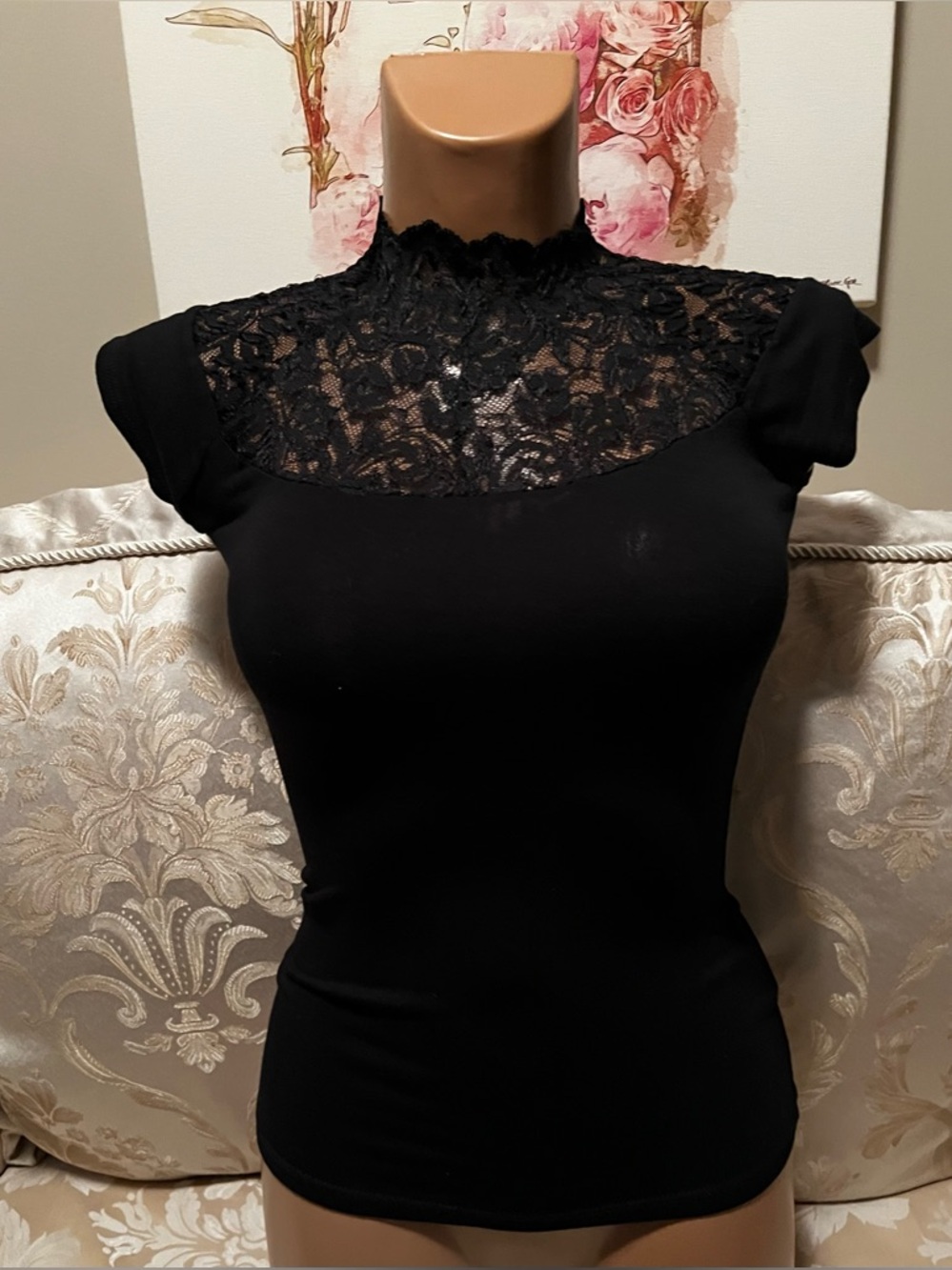 SOLD NWOT Women's Black Lace Short Sleeve Top